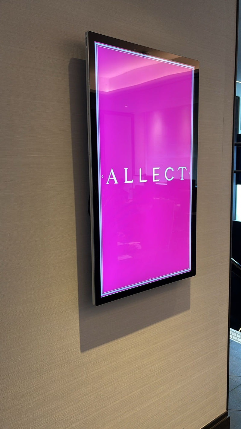 digital signage install
